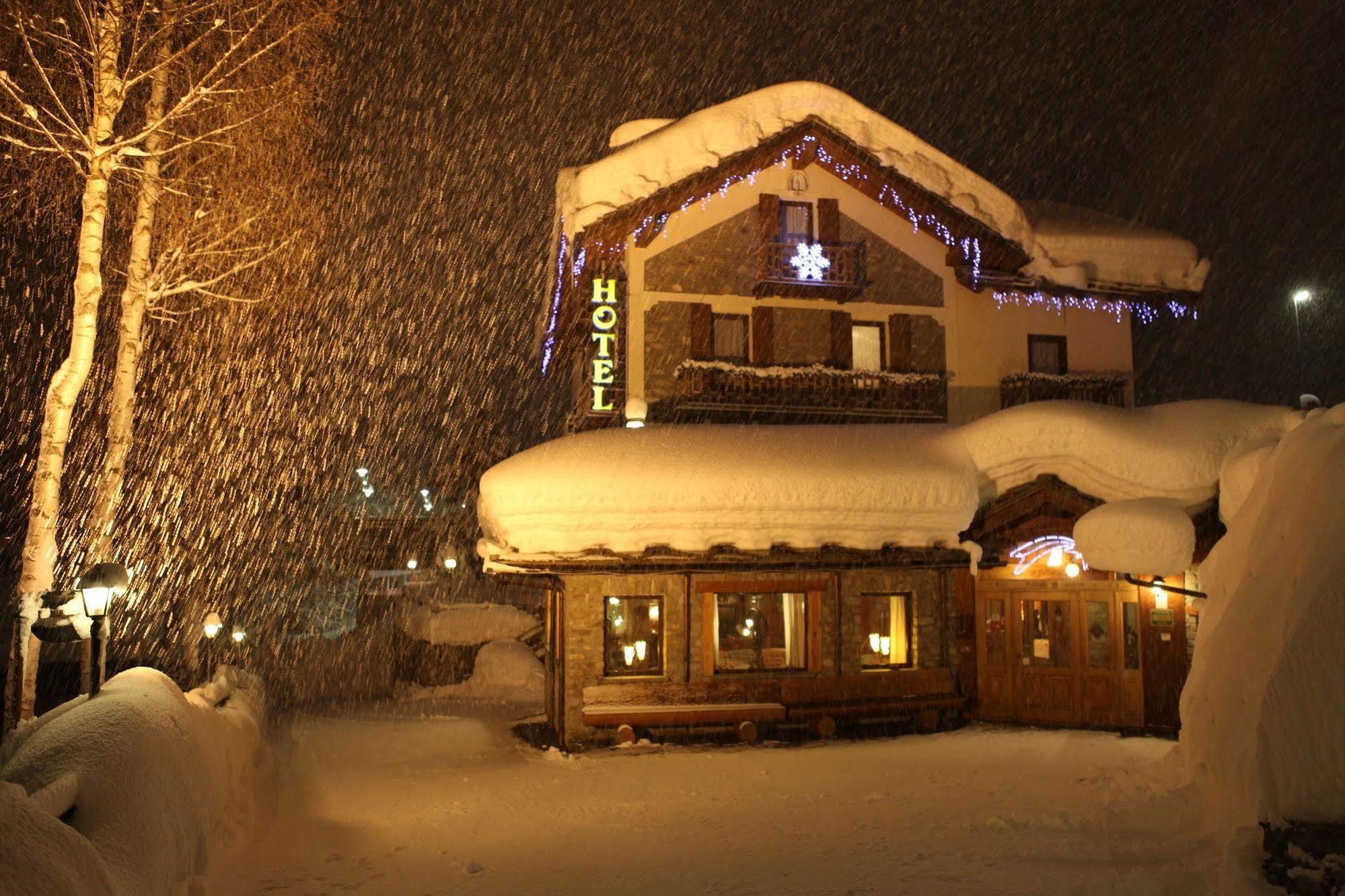 Hotel Stella Del Nord Courmayeur Zewnętrze zdjęcie